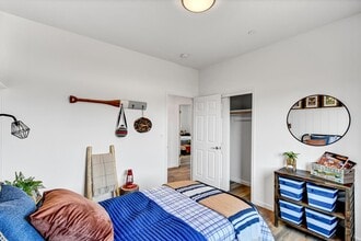 2497 Walnut Ave in Tulare, CA - Building Photo - Building Photo