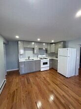 223 Trenton St in Boston, MA - Building Photo - Building Photo