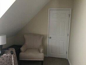 37 Hodges Ave in Taunton, MA - Building Photo - Building Photo