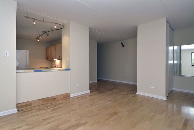 330 W Miner St in Arlington Heights, IL - Building Photo - Building Photo