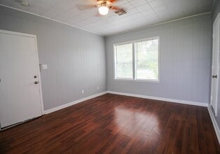 2727 Nelga Rd in Wharton, TX - Building Photo - Building Photo