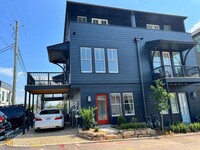 674 Exchange St SE