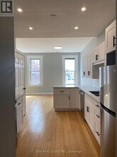 158 Darling St in Brantford, ON - Building Photo - Building Photo