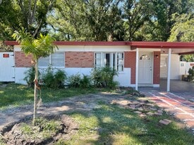 2102 W Sitka St in Tampa, FL - Building Photo