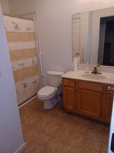 15 Mill Creek Loop, Unit A in Asheville, NC - Foto de edificio - Building Photo