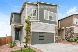 6228 Big Bird Dr in Colorado Springs, CO - Foto de edificio - Building Photo
