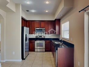 13011 Avalon Crest Ct in Riverview, FL - Building Photo - Building Photo