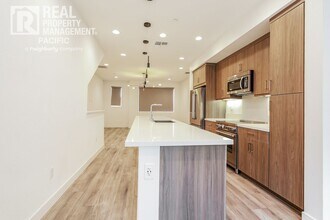 935 Edy Ln in Oakland, CA - Building Photo - Building Photo