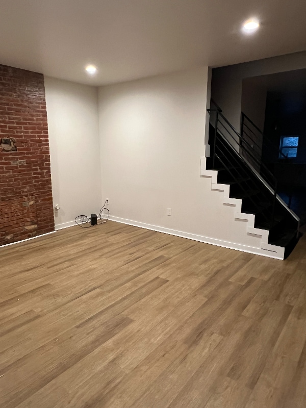 property at 313 E 17th Ave