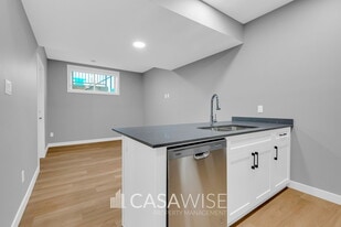 6716 Alpha Blvd in Edmonton, AB - Building Photo