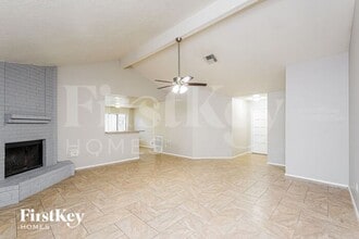 7250 Lost Fable Ln in Houston, TX - Building Photo - Building Photo
