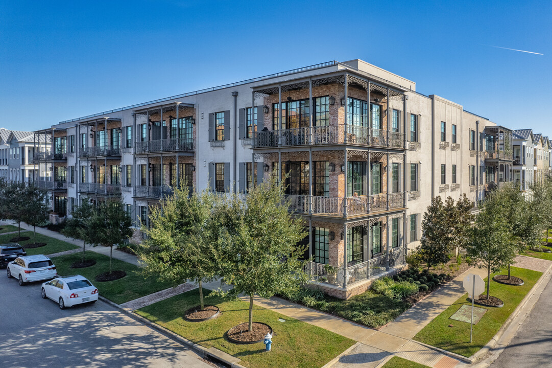 Bell Heights in Houston, TX - Building Photo