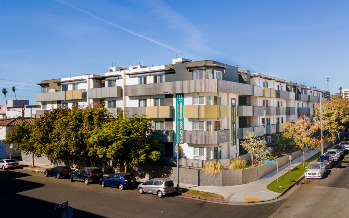 1539 Beloit Ave in Los Angeles, CA - Building Photo