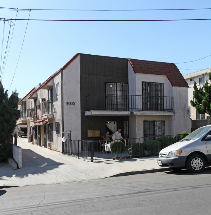 930 New Depot St in Los Angeles, CA - Building Photo