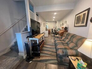 31 E Howard St, Unit 31 E Howard St in Hampton, VA - Building Photo - Building Photo