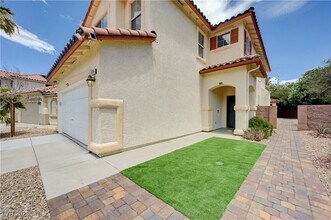 1014 Vanier Ct in Henderson, NV - Building Photo - Building Photo