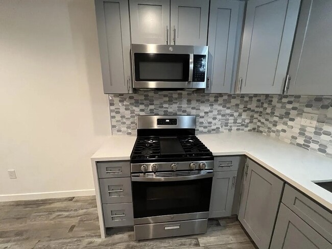 5958 Calvin Ave in Tarzana, CA - Building Photo - Building Photo