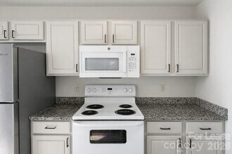 3707 Silver Ore Ln in Charlotte, NC - Building Photo - Building Photo