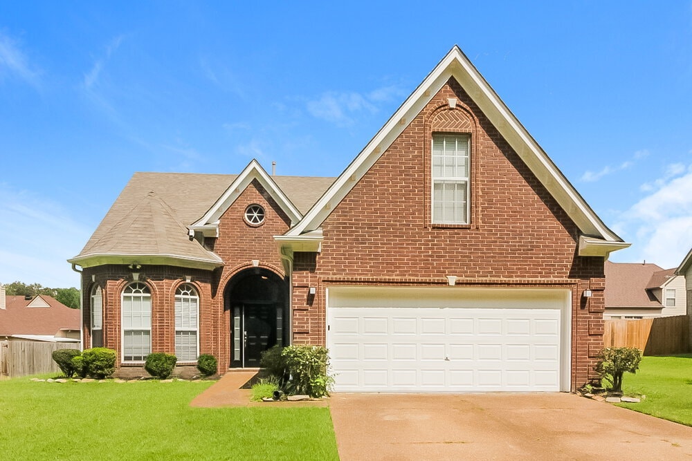 4580 Covington Pike in Memphis, TN - Building Photo