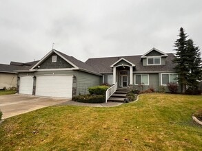 846 S Shelley Lake Ln in Spokane Valley, WA - Building Photo - Building Photo