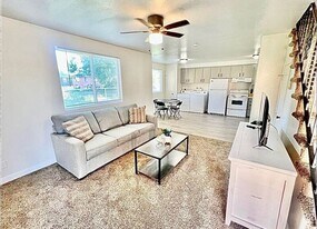 340 N 300 W in Logan, UT - Building Photo