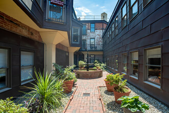 Pohlig Box Factory in Richmond, VA - Foto de edificio - Building Photo