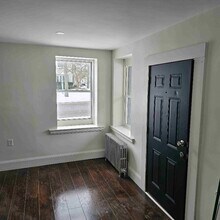 156 Ontario St-Unit -1 in Lockport, NY - Building Photo - Building Photo