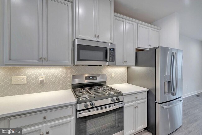 225 Garrett A Morgan Blvd in Hyattsville, MD - Building Photo - Building Photo