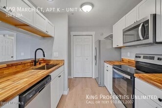809 March Ct in Wilmington, NC - Building Photo - Building Photo