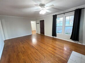 4113 Curzon Ave in Fort Worth, TX - Building Photo - Building Photo