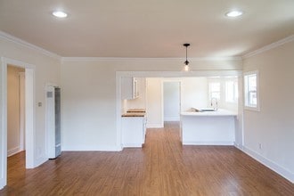 1719 W 39th St in Los Angeles, CA - Building Photo - Building Photo