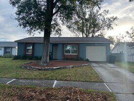 3267 Marigold Dr in Clearwater, FL - Building Photo