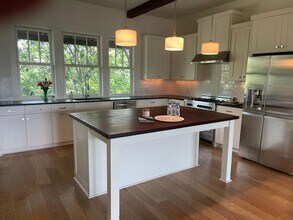 2217 Sea Biscuit Cove in Spicewood, TX - Building Photo - Building Photo