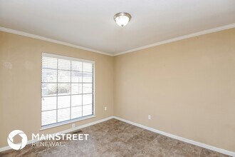 621 S Willowood Dr in Yukon, OK - Foto de edificio - Building Photo