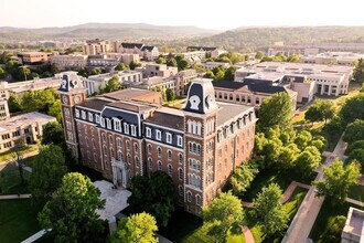 372 S Hill Ave in Fayetteville, AR - Building Photo - Building Photo