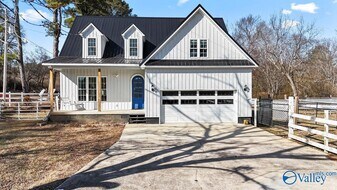 324 Church St in Langston, AL - Building Photo