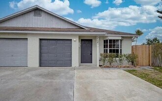 5724 Boynton Cove Way in Boynton Beach, FL - Building Photo