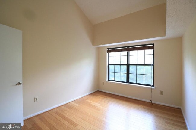 1639 Carriage House Terrace in Silver Spring, MD - Building Photo - Building Photo