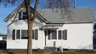 715 S 3rd Ave in Wausau, WI - Building Photo