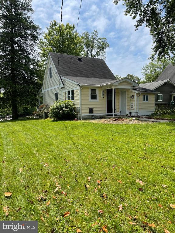 2412 Poplar Rd in Essex, MD - Building Photo - Building Photo