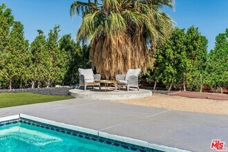 1808 E Francis Dr in Palm Springs, CA - Building Photo - Building Photo
