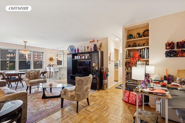 155 E 38th St in New York, NY - Building Photo - Building Photo