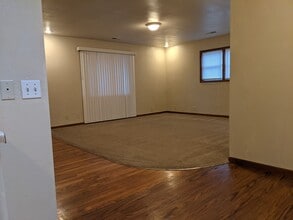 4803 Appleton Ave in Kansas City, MO - Building Photo - Building Photo