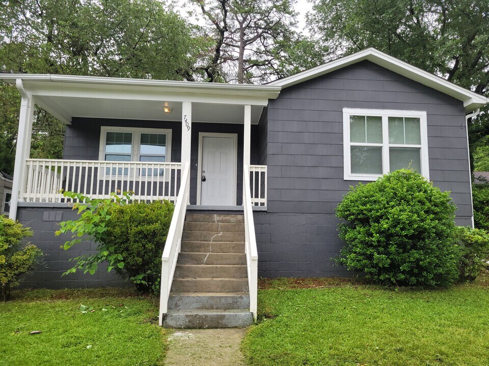 7409 Sparta Ave in Birmingham, AL - Building Photo