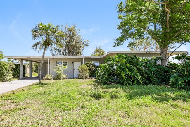 property at 4459 S Beneva Rd