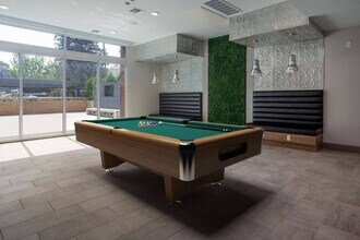 398 Ortega Ave-Unit -A.1346973 in Mountain View, CA - Building Photo - Building Photo