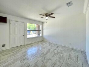 201 Masterson Rd in Laredo, TX - Building Photo - Building Photo