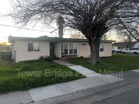 2841 Taft St in Sacramento, CA - Building Photo