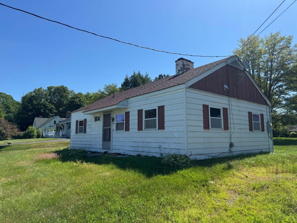 10 Batchelder Ave in Lebanon, NH - Foto de edificio