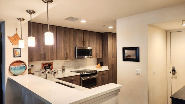 501 Kailua Rd in Kailua, HI - Building Photo - Building Photo